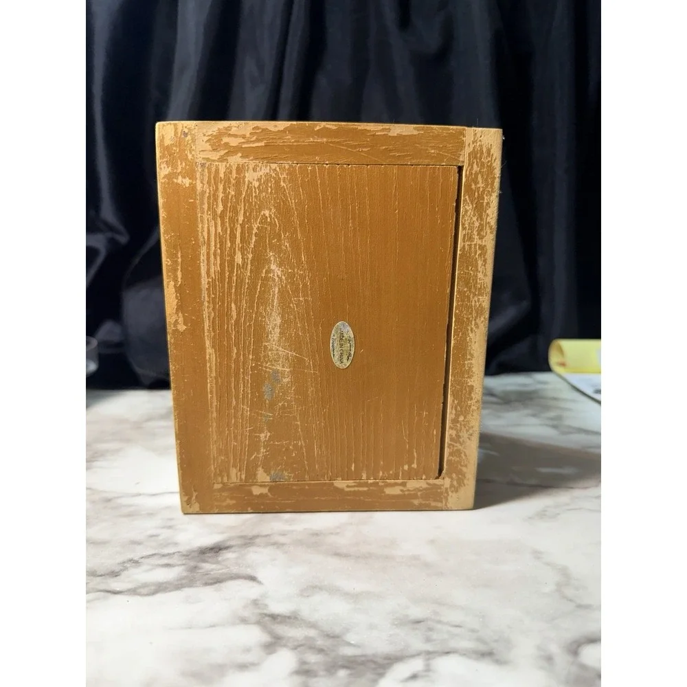 Heavy Solid Wood Decorative Box w/ Carved Acorn & Oak Leaf Panels 6×5×4.5 (2757)